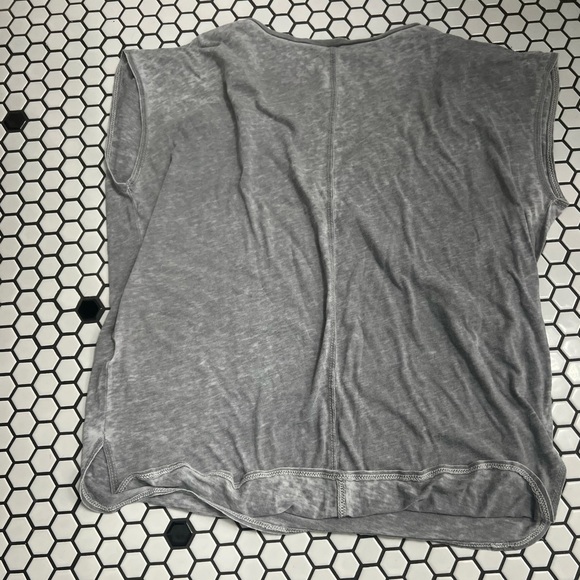 Chaser long horn rainbow short sleeve tee size XS - Picture 2 of 4